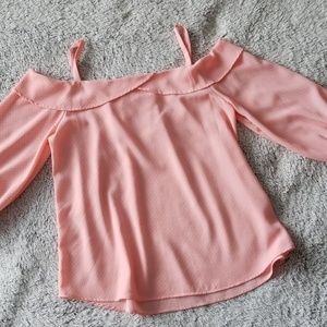 Le Lis Cold Shoulder Blouse